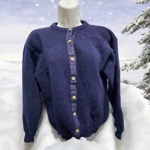 Pitlochry Elegant Navy lambswool Cardigan size small made in Scotland